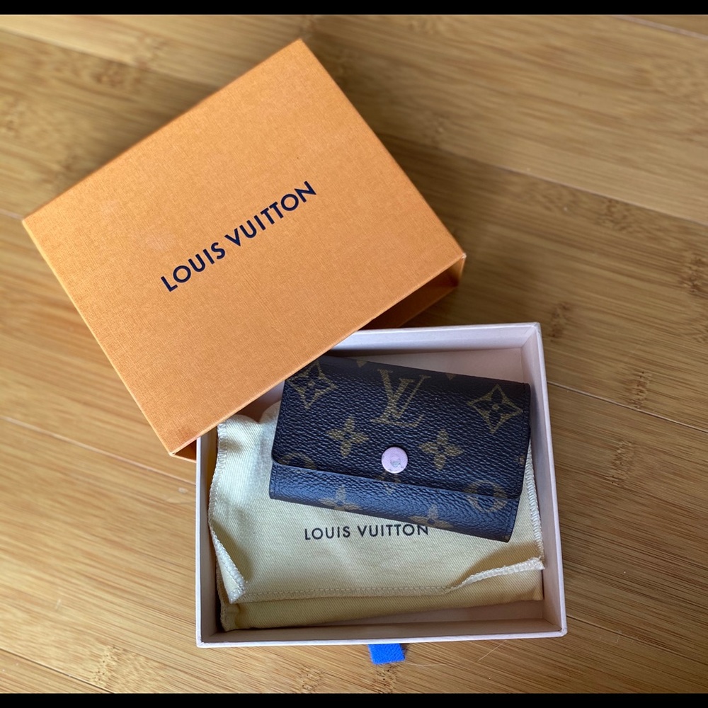 Louis Vuitton 6 Key Holder Rose Ballerine